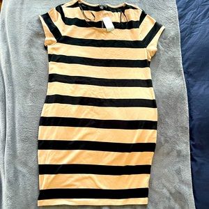 Forever 21 Striped Body con Mini Dress